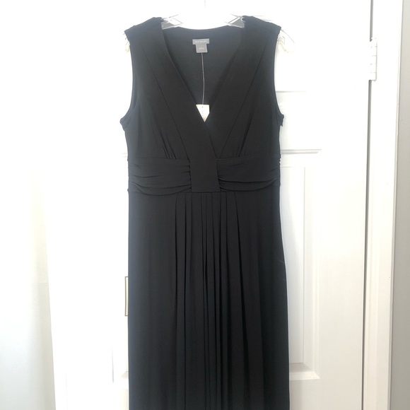 Ann Taylor Dresses & Skirts - Ann Taylor black dress